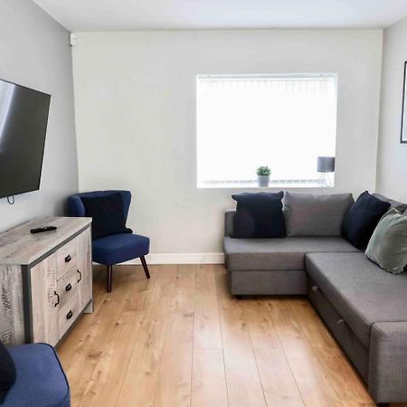 Comfortable And Convenient 3 Bedroom House With Parking Handsworth Zewnętrze zdjęcie