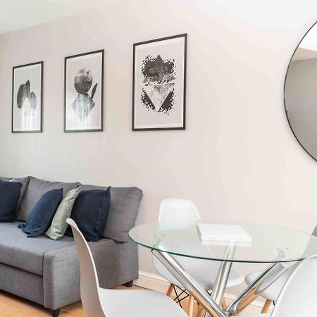 Comfortable And Convenient 3 Bedroom House With Parking Handsworth Zewnętrze zdjęcie