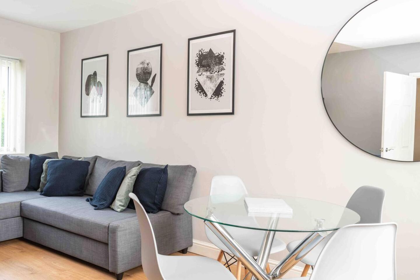 Comfortable And Convenient 3 Bedroom House With Parking Handsworth Zewnętrze zdjęcie